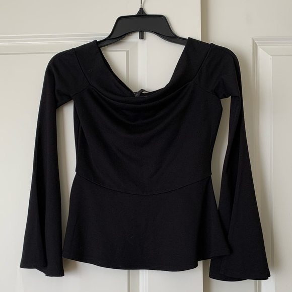 BCBG Off the shoulder black top - Picture 1 of 3